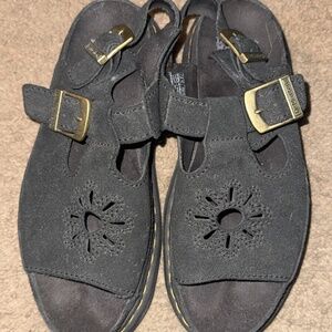 Dr Marten black Dunnet sandals